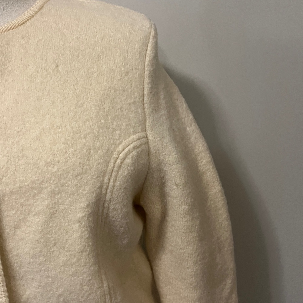 Carroll Reed Scallop-Edge Cream Button Front Jacket - Picture 5 of 8